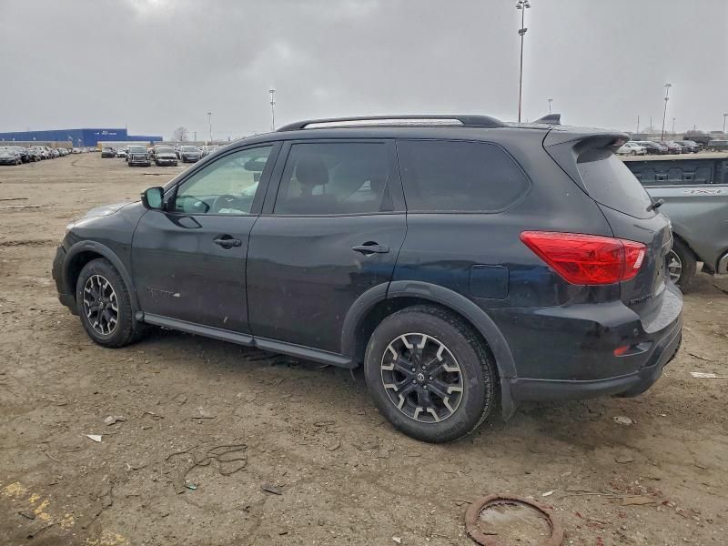 2020 Nissan Pathfinder sv