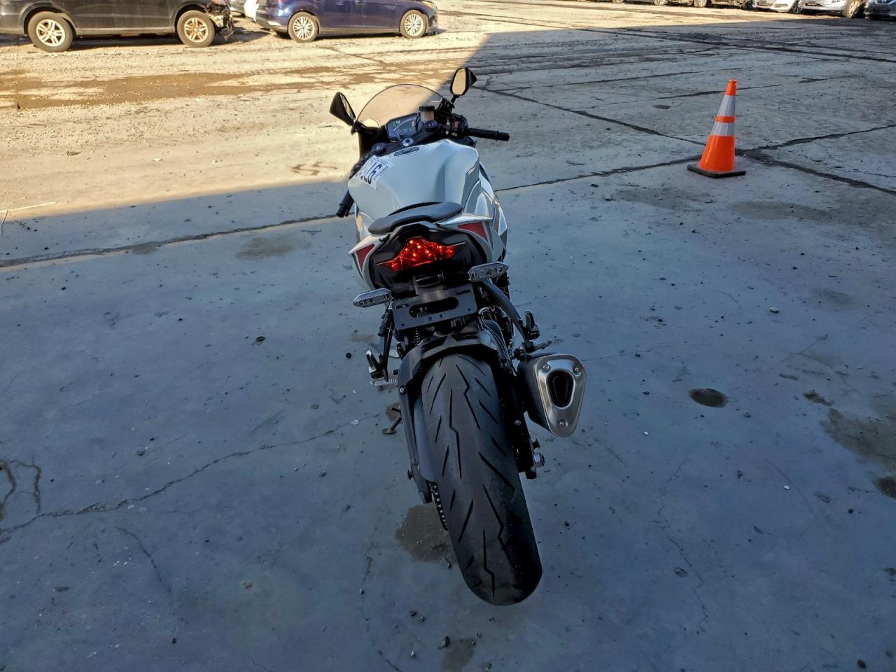 2025 Kawasaki ZX636 K