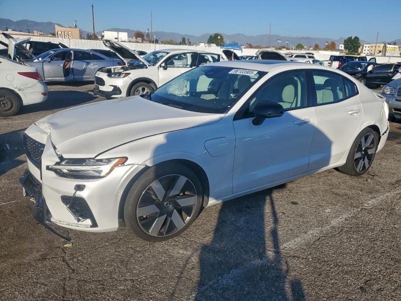 2024 Volvo S60 Plus