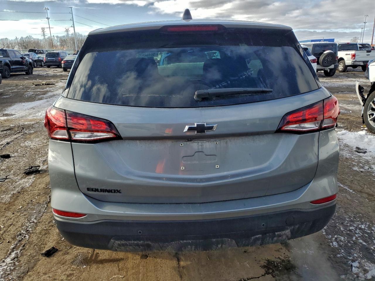 2023 Chevrolet Equinox ls