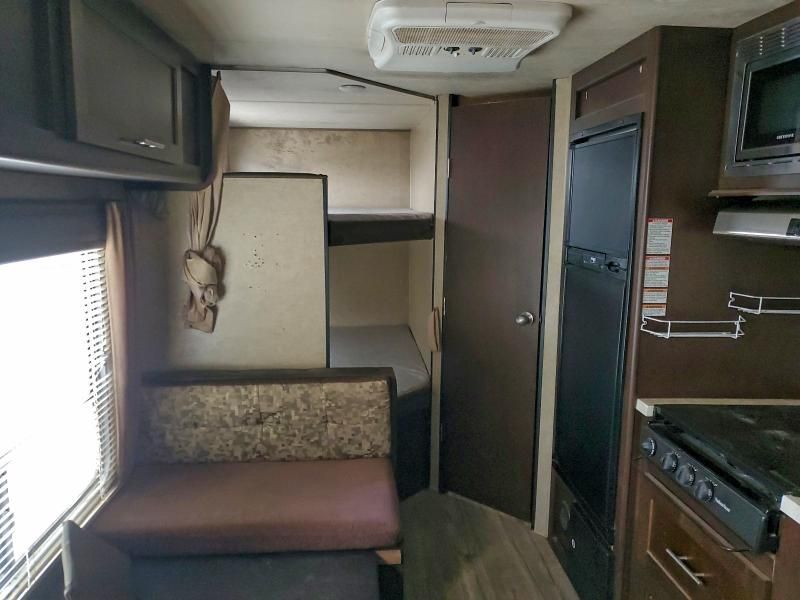 2017 Wildwood 2017 Foresriver Grey Wolf