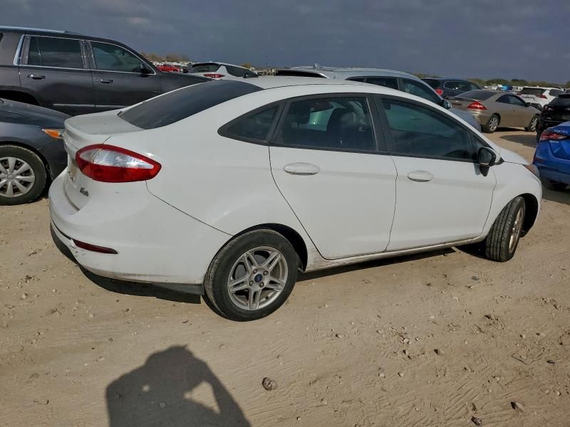 2018 Ford Fiesta se