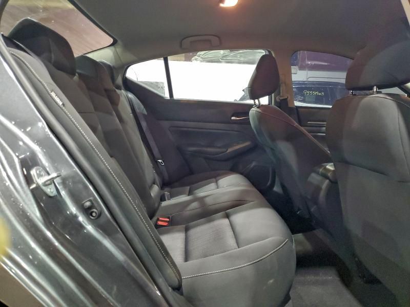 2021 Nissan Altima 2.5 s