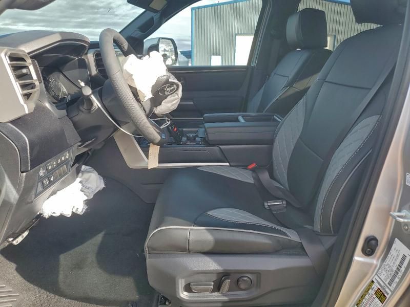 2025 Toyota Tundra Crewmax sr