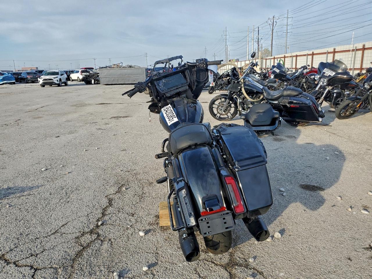 2025 Harley-Davidson Flhx