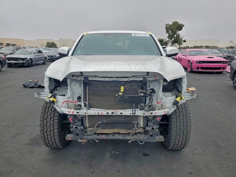 2017 Toyota Tacoma Double cab
