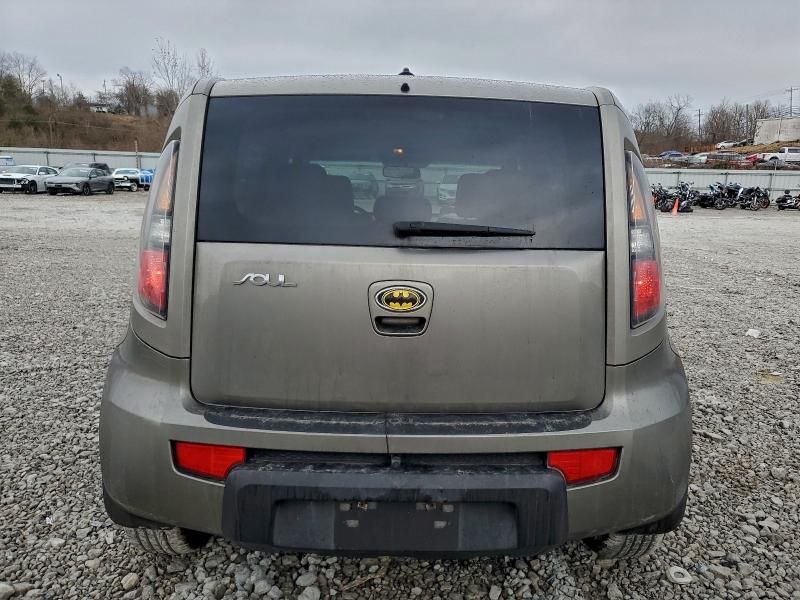 2011 KIA Soul +