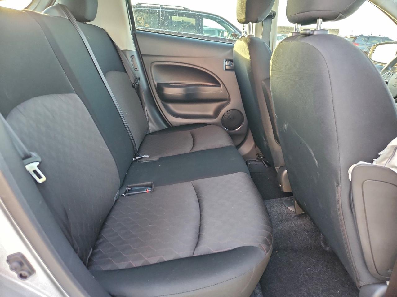 2024 Mitsubishi Mirage es