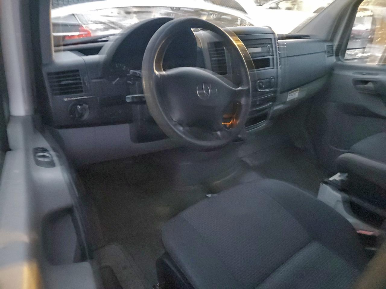 2010 Mercedes-Benz Sprinter 2500