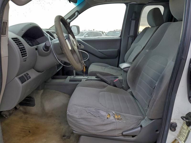 2013 Nissan Frontier S