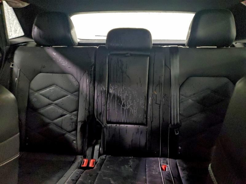 2024 Volkswagen Atlas Cross Sport se