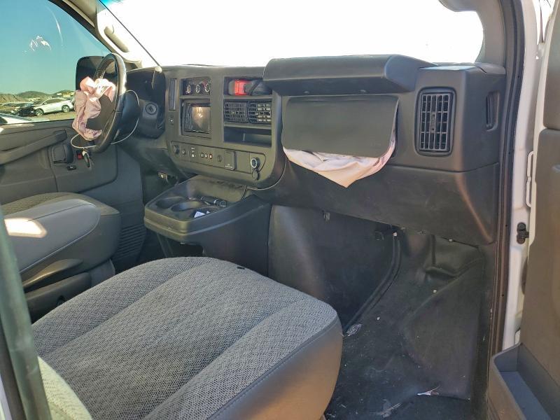 2023 Chevrolet Express G2500