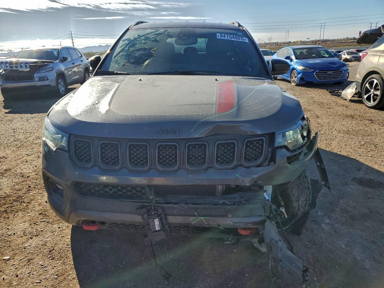 2023 Jeep Compass Trailhawk