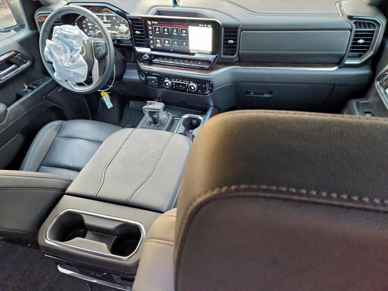 2024 GMC Sierra K1500 Elevation