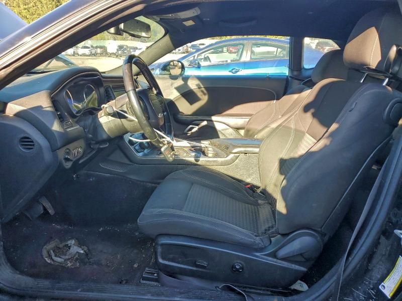 2018 Dodge Challenger sxt