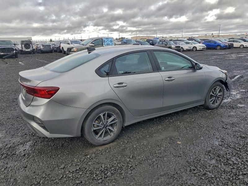 2023 KIA Forte lx