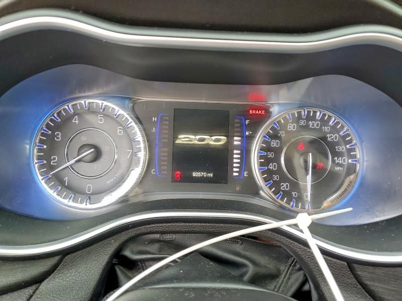 2015 Chrysler 200 Limited