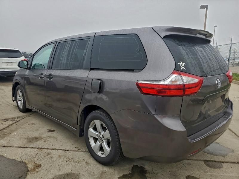 2018 Toyota Sienna l