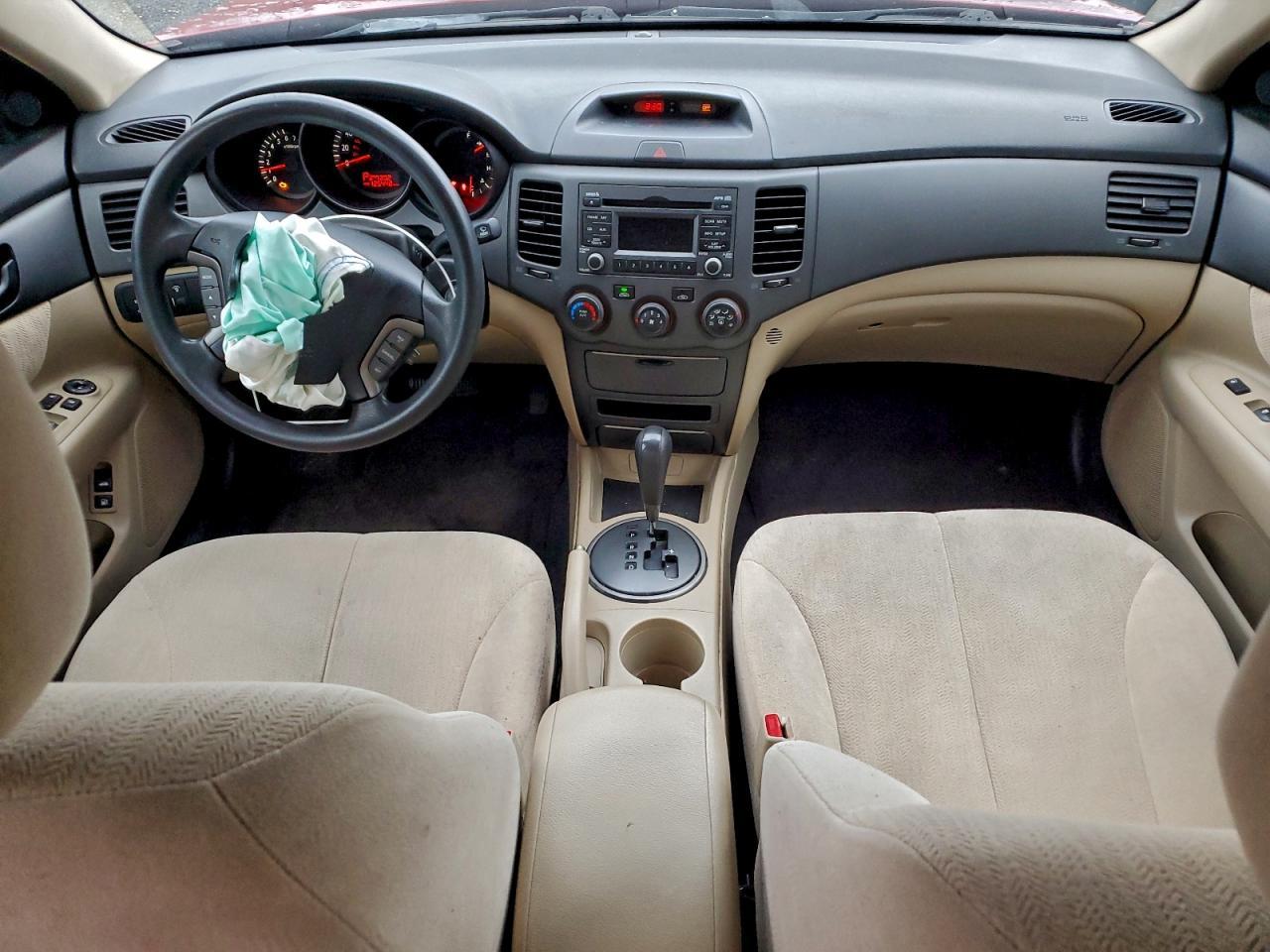 2010 KIA Optima lx