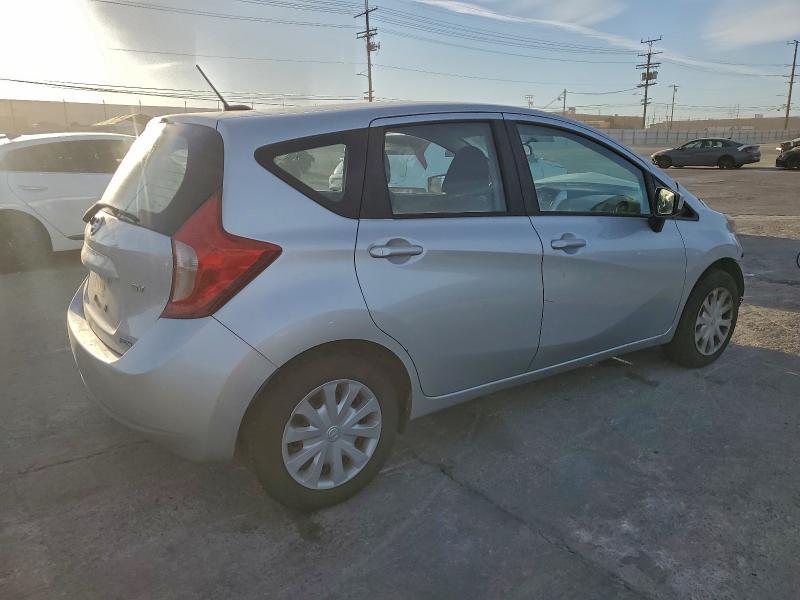 2016 Niss Versa Note sv