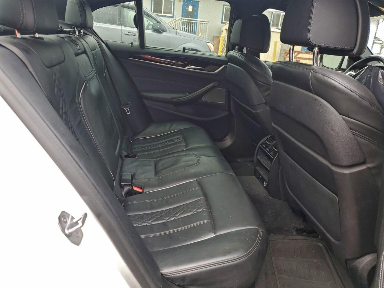 2019 BMW 530e
