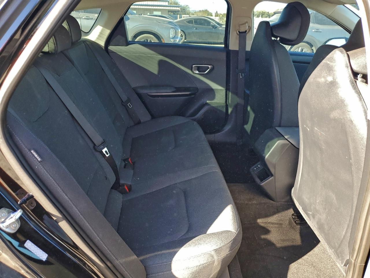 2025 KIA K4 LX, lxs