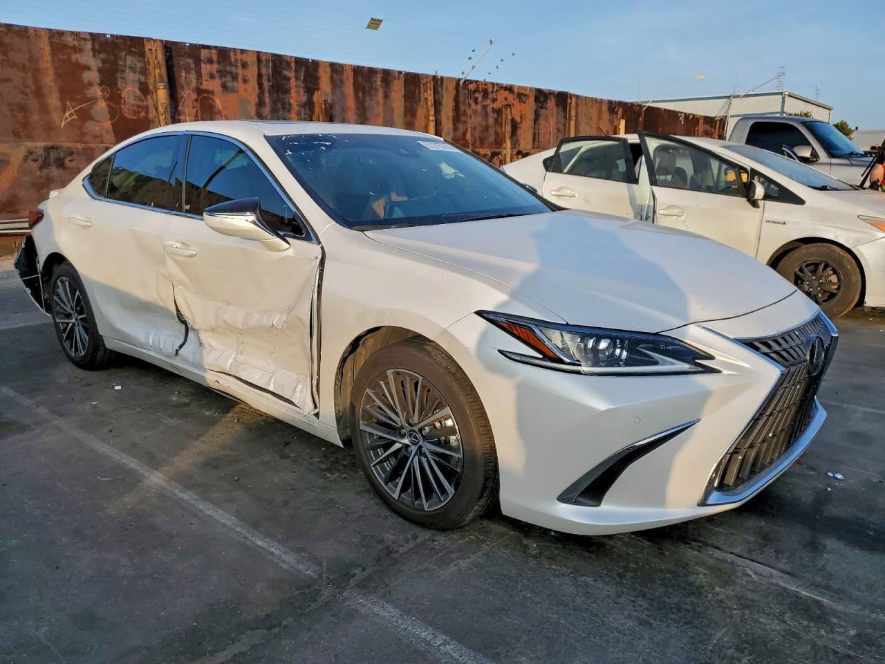 2025 Lexus Es 300h Base