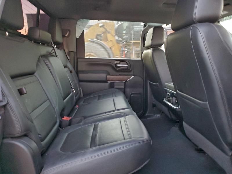 2022 GMC Sierra K3500 Denali