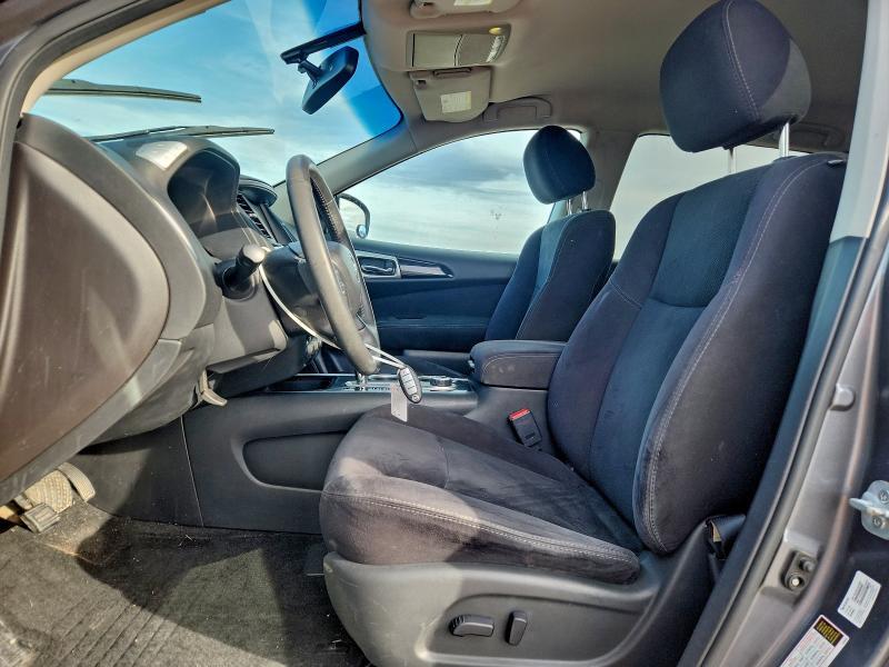 2016 Niss Pathfinder sv