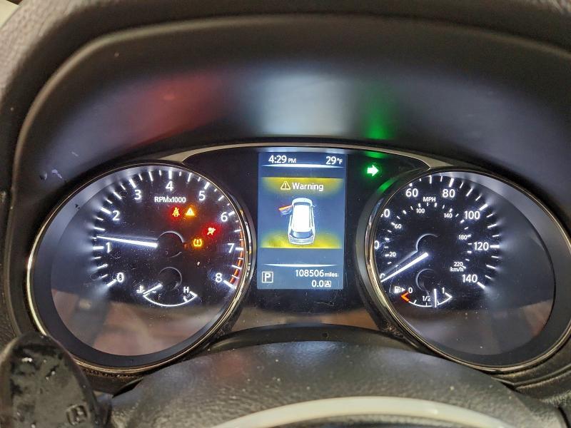 2015 Nissan Rogue sv