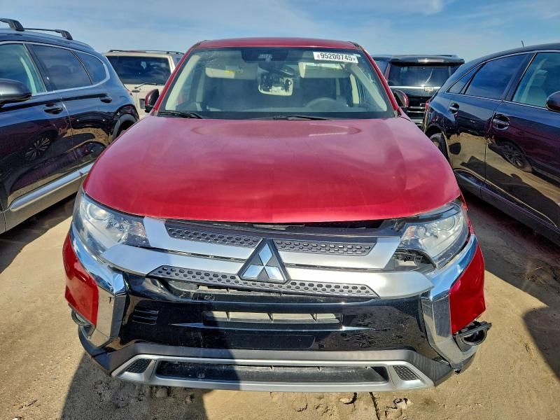 2020 Mitsubishi Outlander se