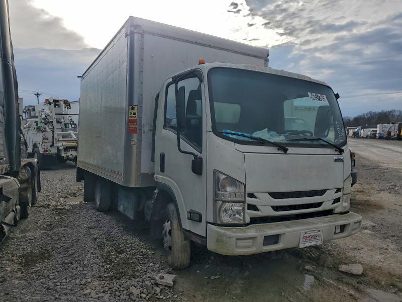 2016 Isuzu NPR BOX Truck