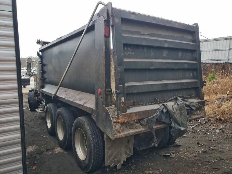 2007 Peterbilt 379 Dump Truck