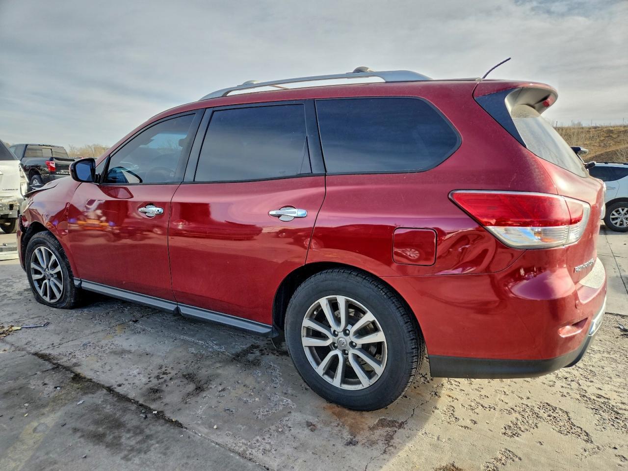 2015 Nissan Pathfinder s