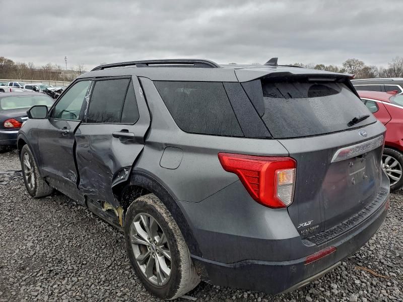2023 Ford Explorer xlt