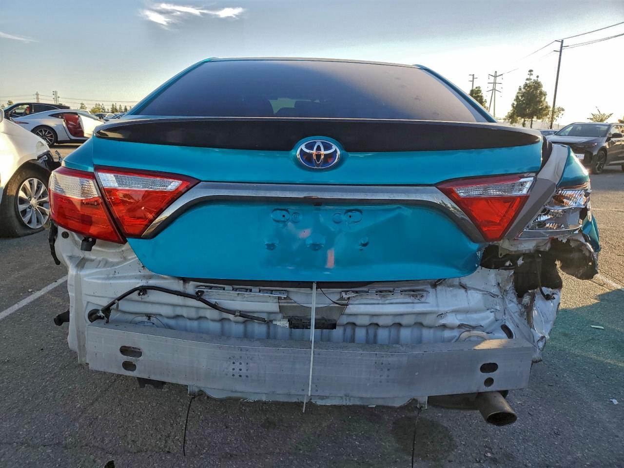 2015 Toyota Camry Hybrid