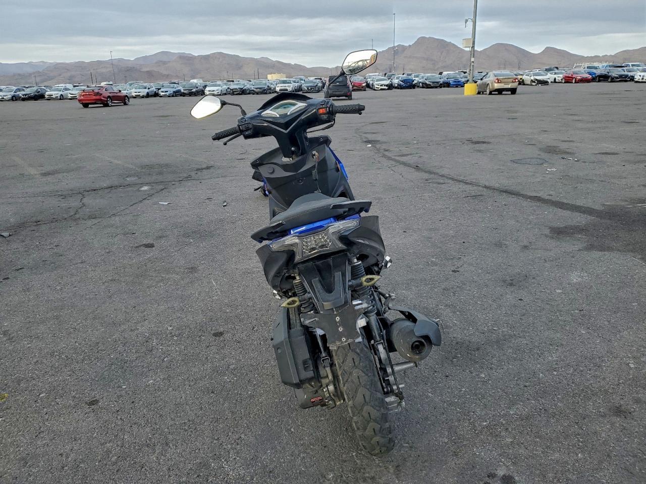 2011 Other Snow Mobiles Scooterlif