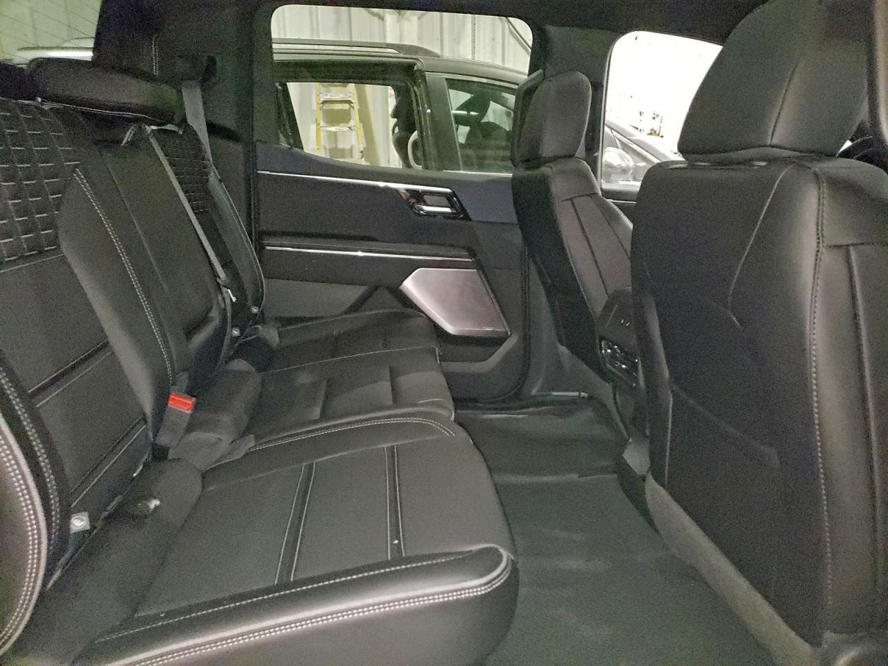 2025 GMC Sierra Denali