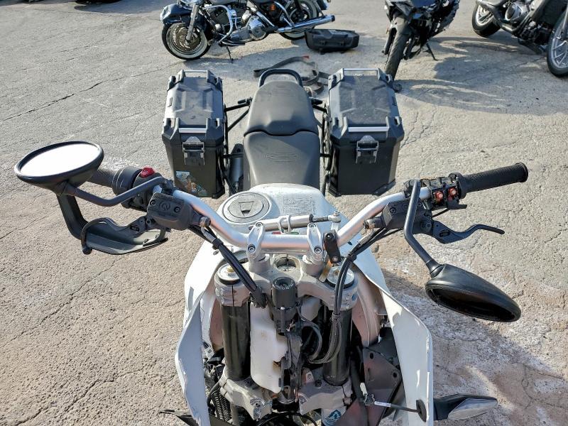 2023 Ducati Desert X