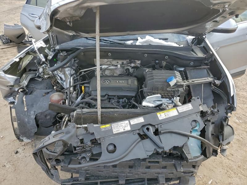 2022 Volkswagen Atlas Cross Sport se