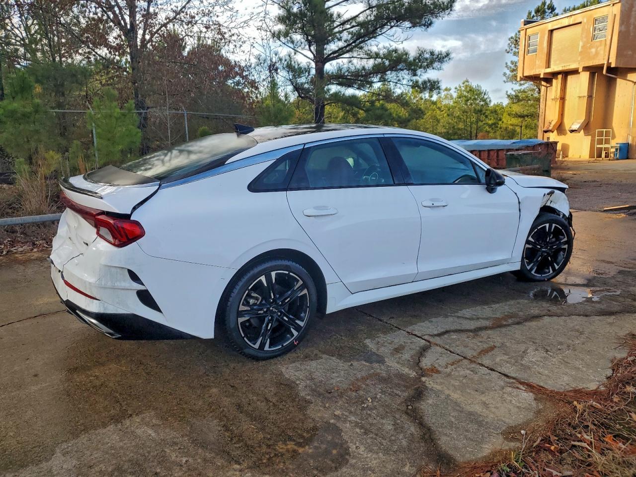 2022 KIA K5 gt Line