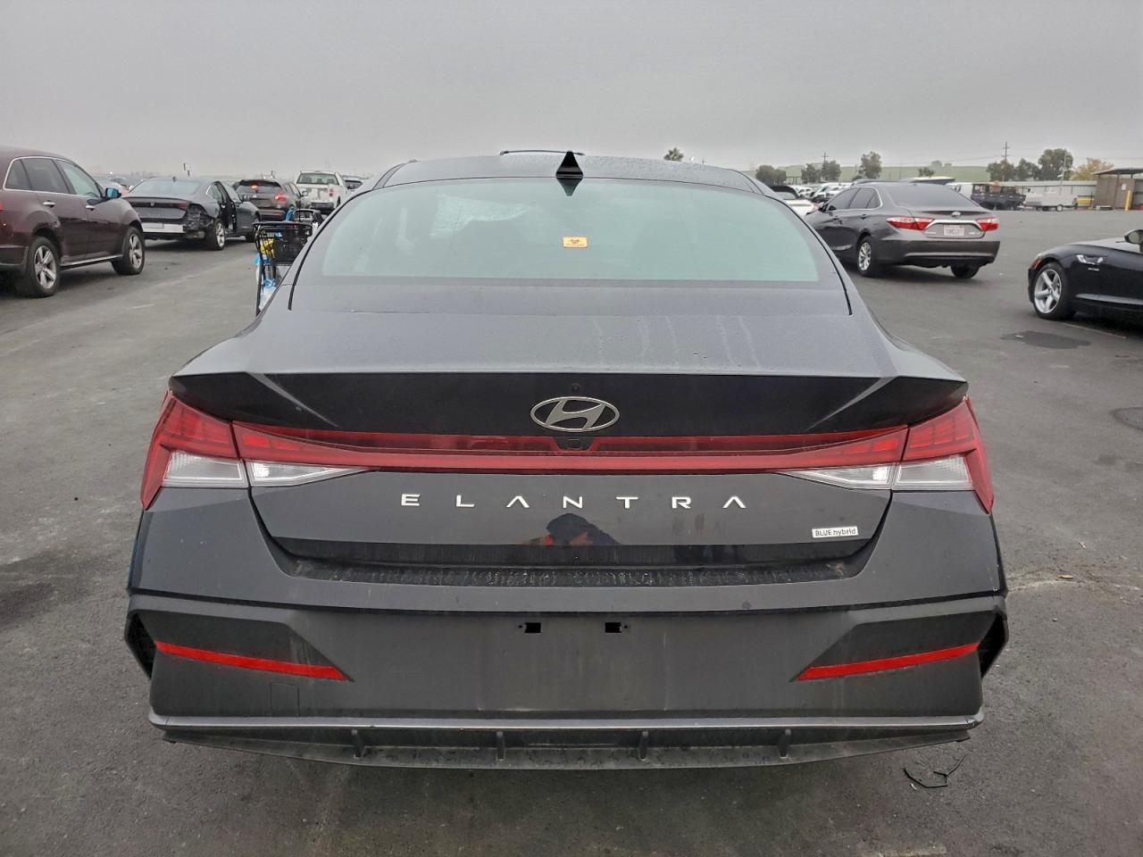 2024 Hyundai Elantra Blue