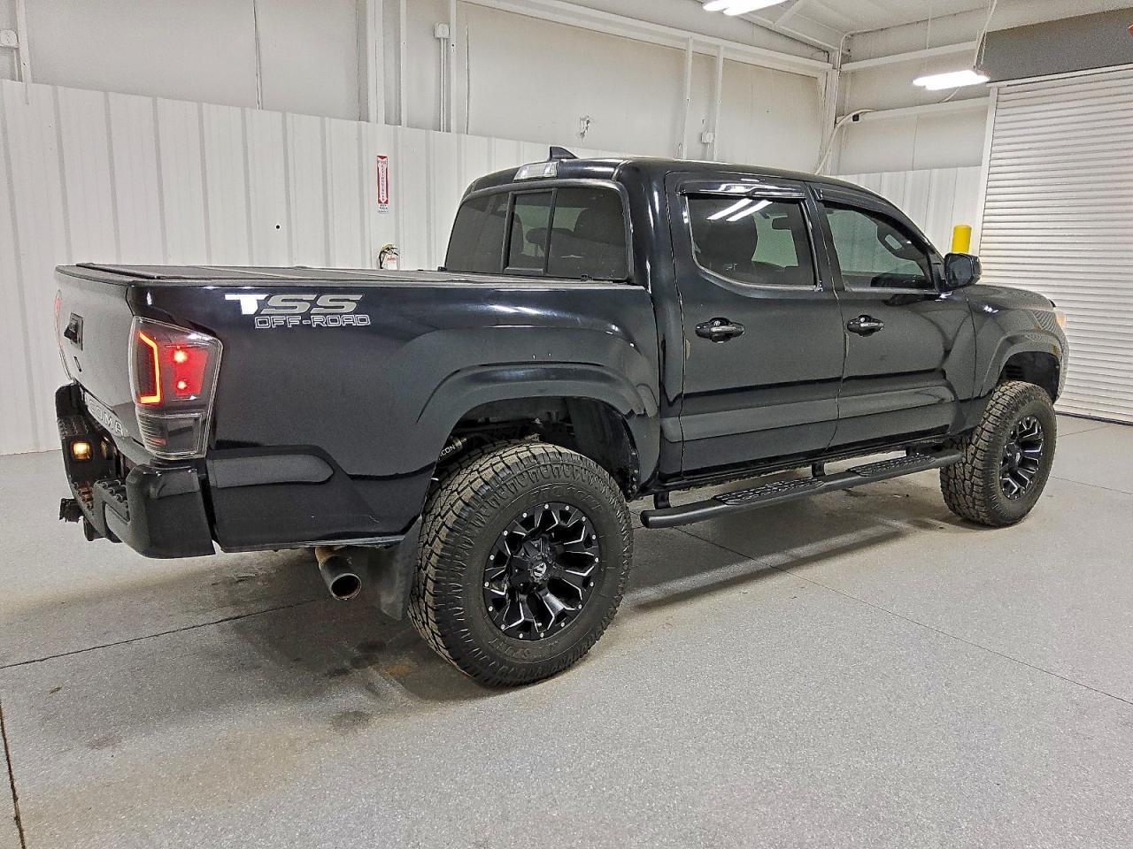 2019 Toyota Tacoma SR
