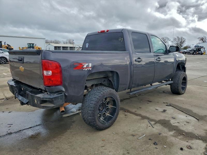 2011 Chevrolet Silverado K1500 lt