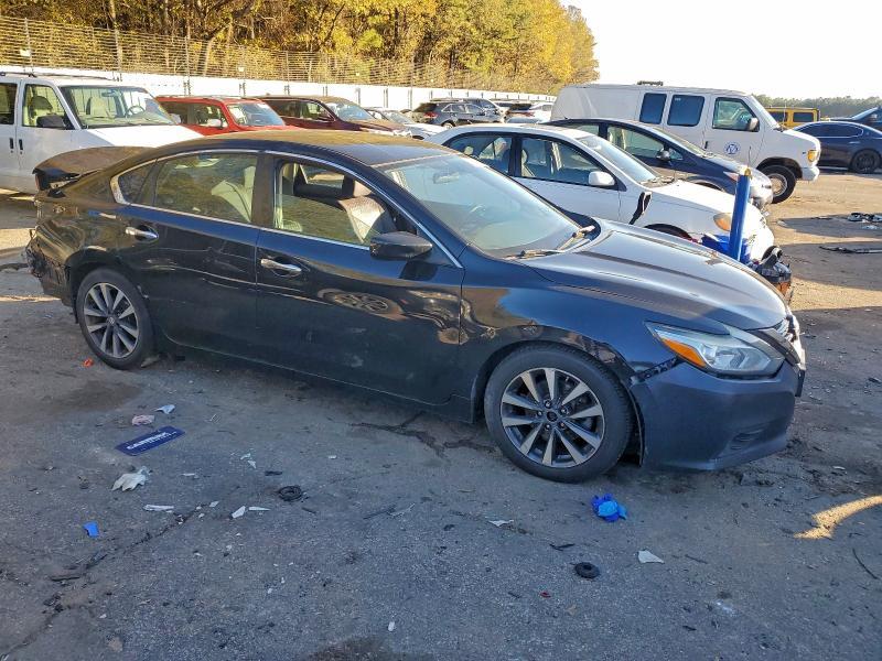 2017 Niss Altima 2.5