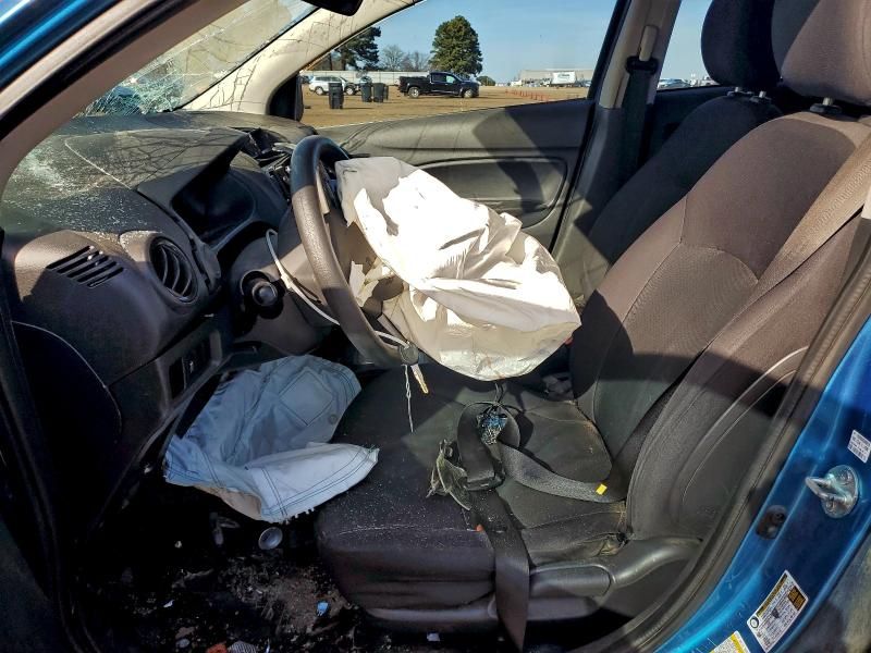 2019 Mitsubishi Mirage G4 es