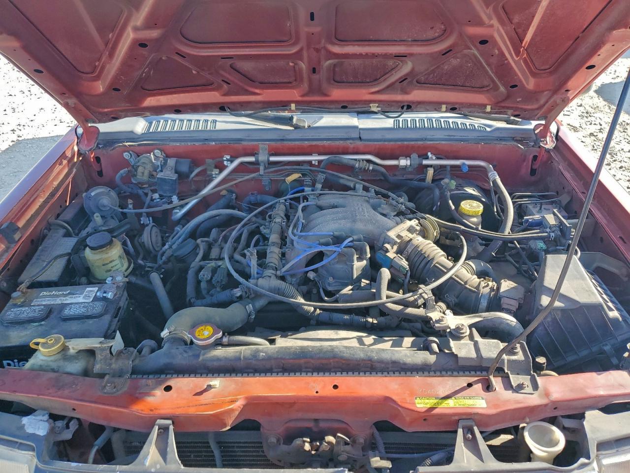 2000 Niss Frontier Crew Cab XE