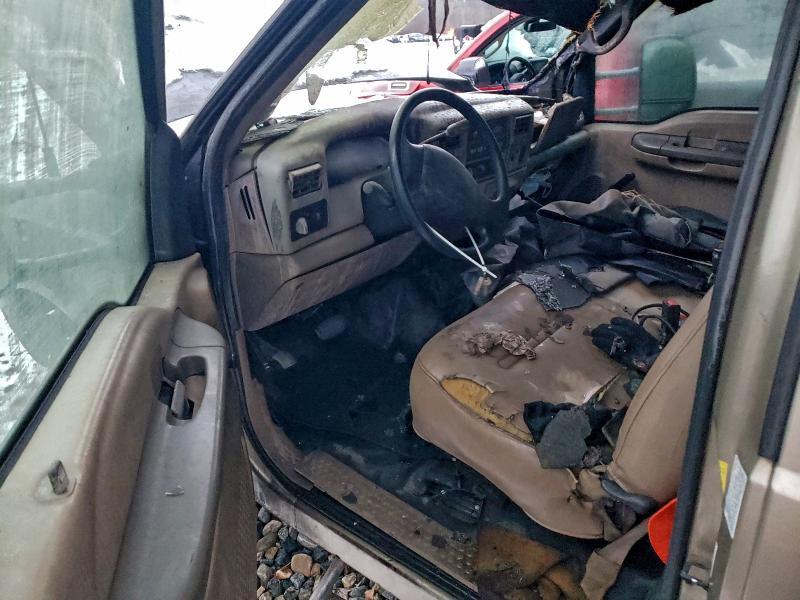 2001 Ford F450 Super Duty Dump Truck