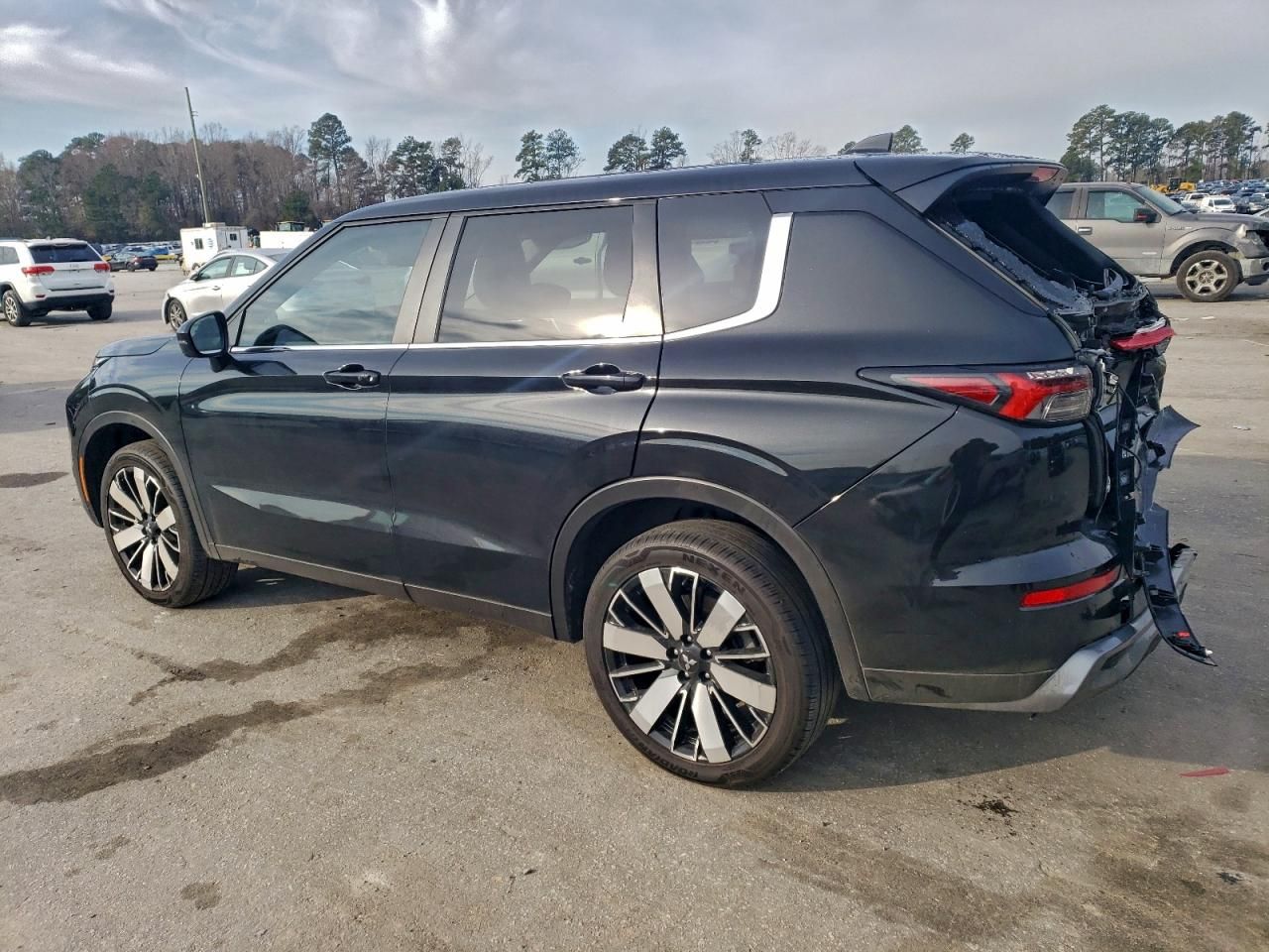 2025 Mitsubishi Outlander se