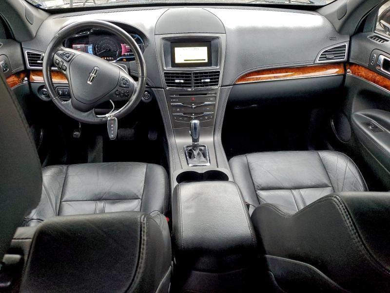 2017 Lincoln Townhouse MKT